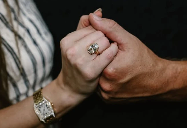 taylor swift engagement ring