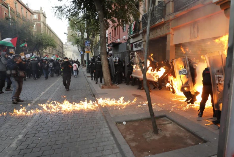 Black Bloc mexico city riots