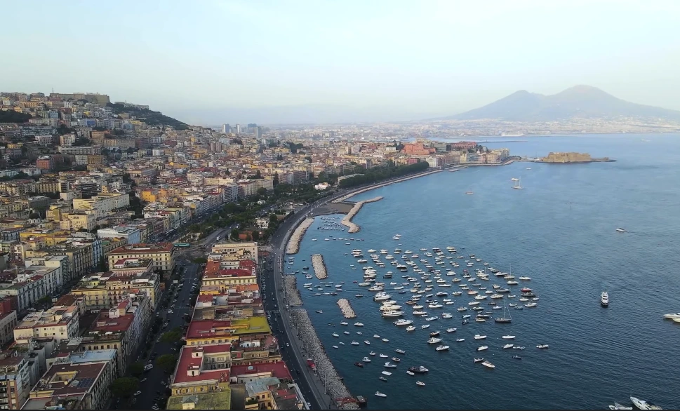 naples italy hepatitis outbreak