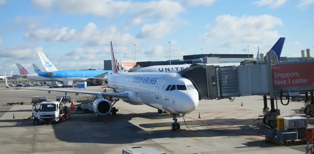 european airport closure hormuz