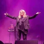 British Singer Bonnie Tyler In Coma After Surgery in Portugal