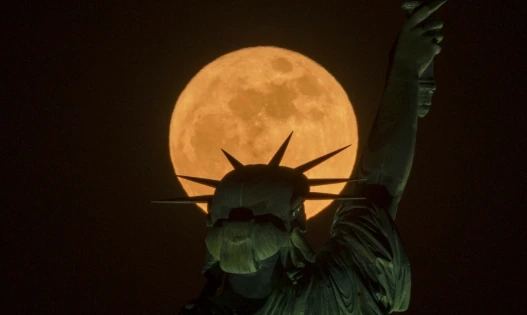 full moon in new york