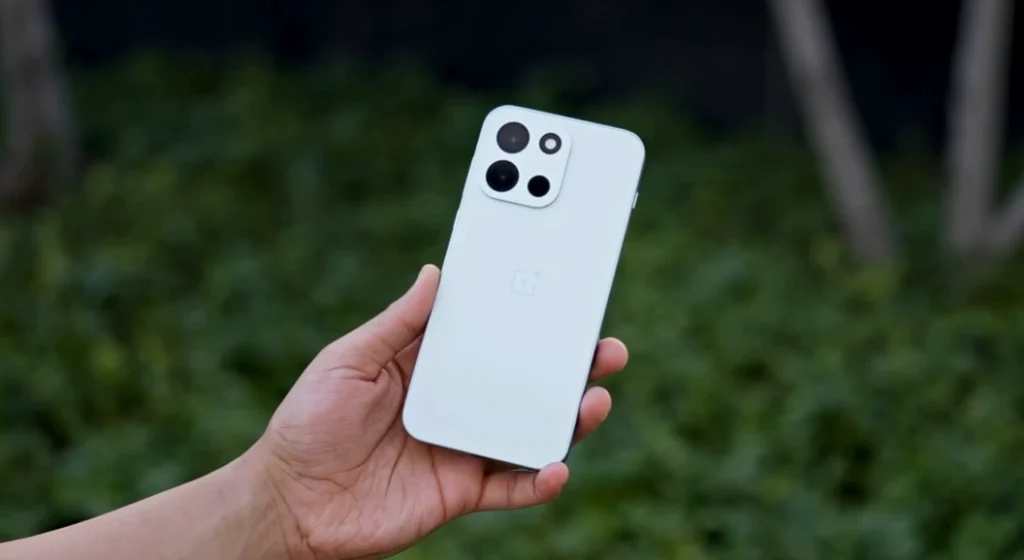 OnePlus Nord 6 photo