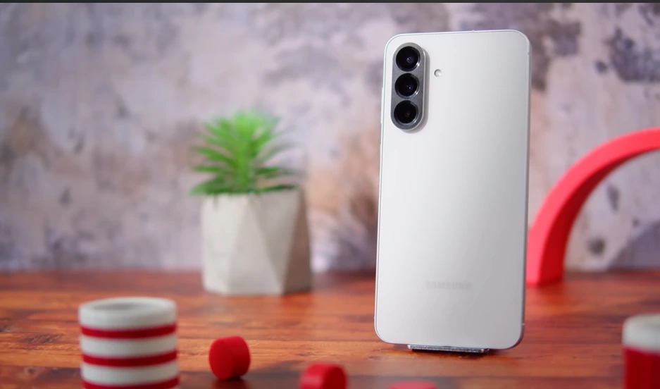 samsung galaxy a56 5g white colour photo