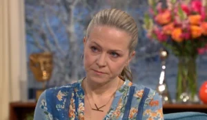 Kellie Bright linda carter