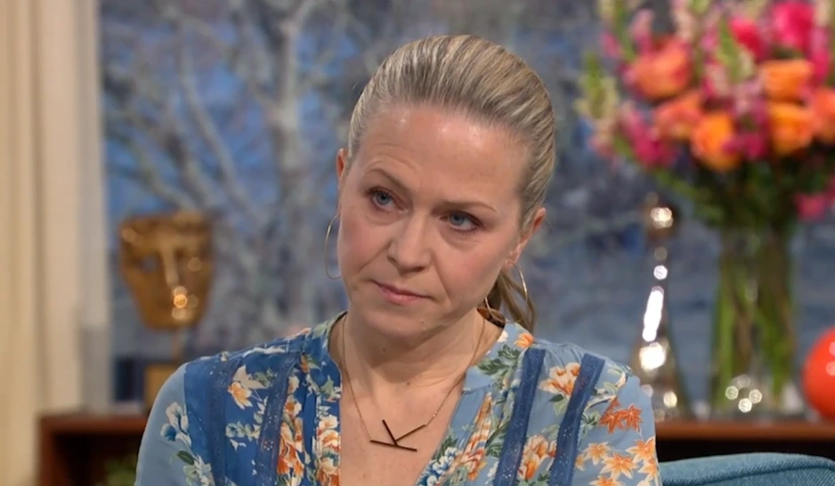 Kellie Bright linda carter